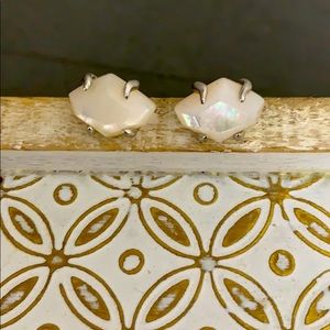 Kendra Scott Tessa White Pearl Shell Stud Earrings